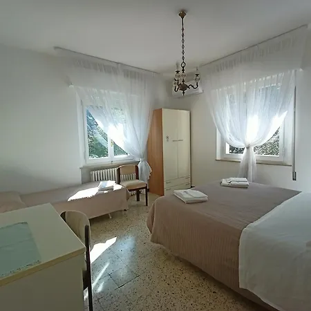 Beeliving Room&breakfast (adults Only)