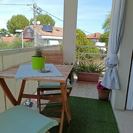 Beeliving Room&breakfast (adults Only)