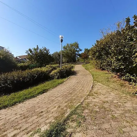 Beeliving Room&breakfast (adults Only) 3*