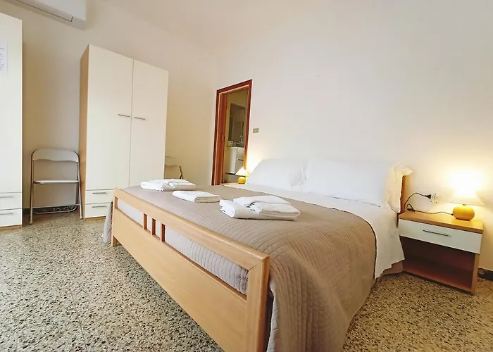 Beeliving Room&breakfast (adults Only) B&B 3*