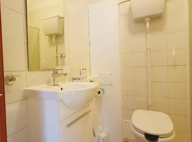 Beeliving Room&breakfast (adults Only) Riccione