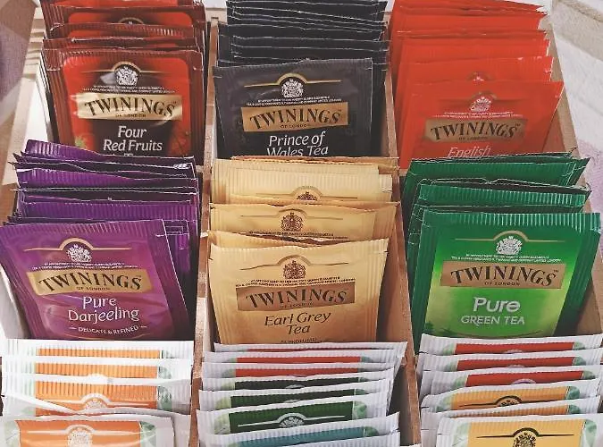 Beeliving Room&breakfast (adults Only) Bed & Breakfast Riccione