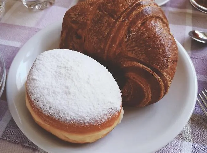 Beeliving Room&breakfast (adults Only) Bed & Breakfast Riccione