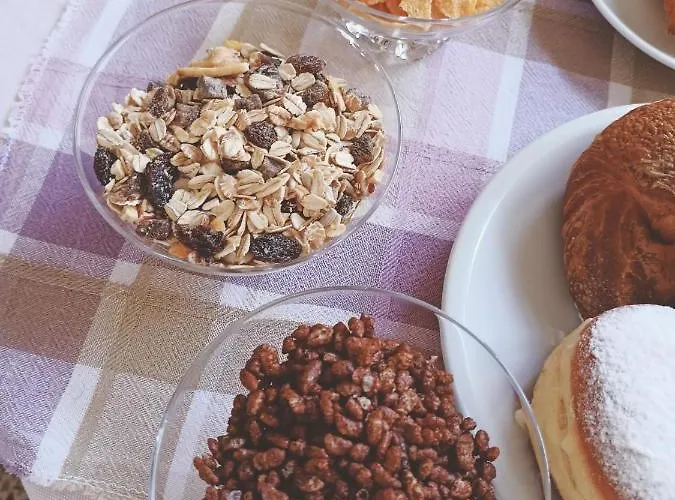 Beeliving Room&breakfast (adults Only) 리치오네