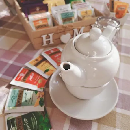 Beeliving Room&breakfast (adults Only) Riccione