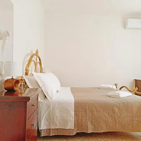 Frühstückspension Beeliving Room&breakfast (adults Only) 3*