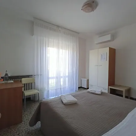 Beeliving Room&breakfast (adults Only) 4* Riccione
