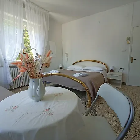 Beeliving Room&breakfast (adults Only) Bed & Breakfast