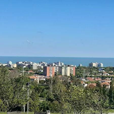 Beeliving Room&breakfast (adults Only) Riccione