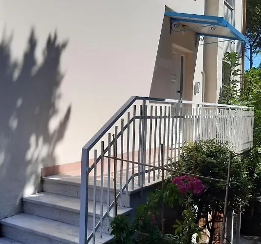 Beeliving Room&breakfast (adults Only) Bed & Breakfast