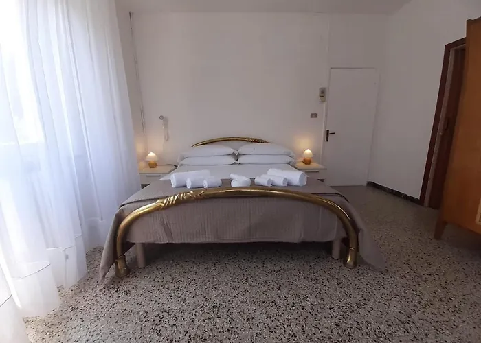 Beeliving Room&breakfast (adults Only) Bed & Breakfast Riccione