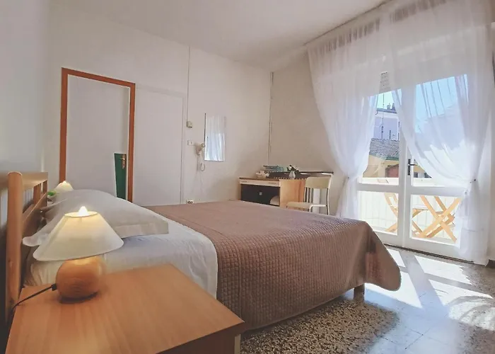 Bed & Breakfast Beeliving Room&breakfast (adults Only)