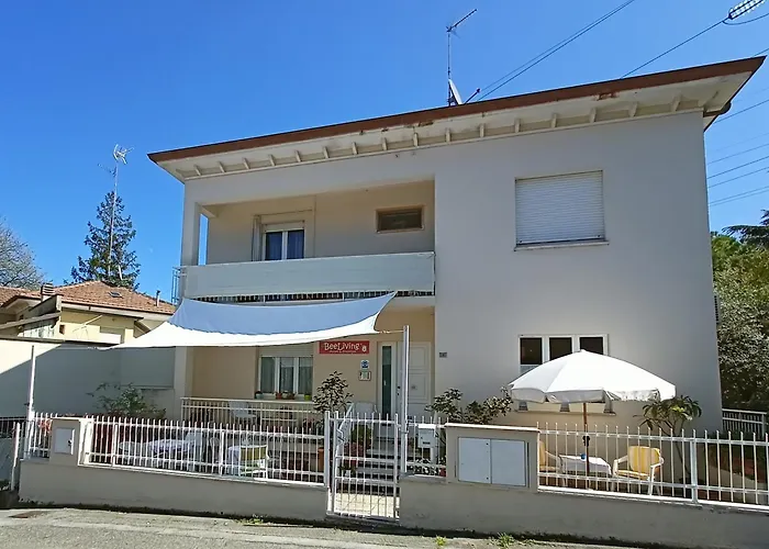 Beeliving Room&breakfast (adults Only) לינה וארוחת בוקר ריצ'יונה